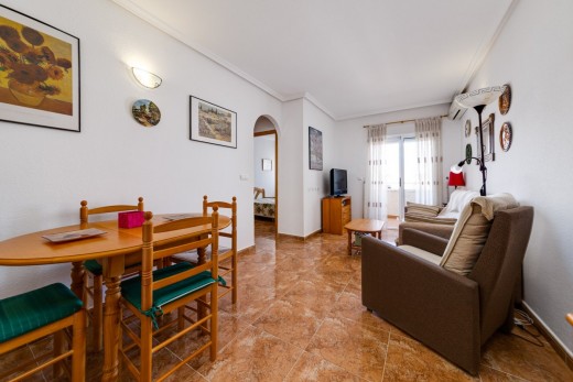 Apartamento - Venta - Torrevieja - A2615JR