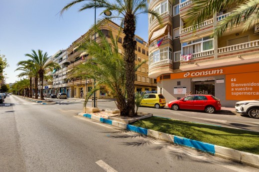 Apartamento - Venta - Torrevieja - Playa del cura