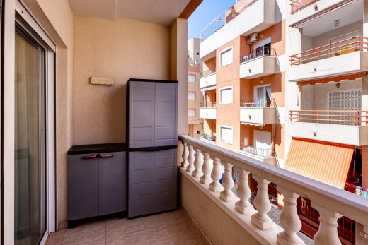 Apartment - Sale - Torrevieja - A2516TF