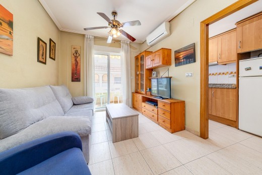 Apartment - Sale - Torrevieja - Centro
