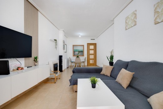 Apartment - Sale - Torrevieja - Centro