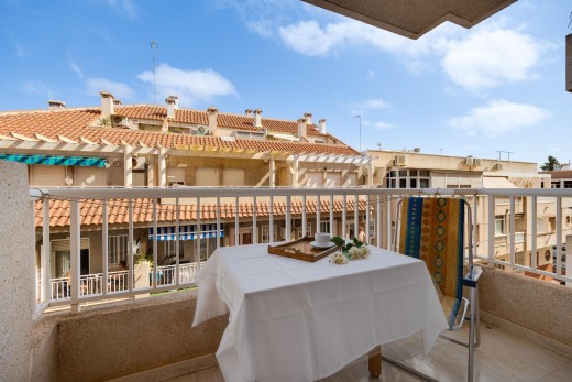 Apartment - Sale - Torrevieja - Habaneras