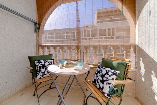 Apartment - Sale - Torrevieja - Habaneras