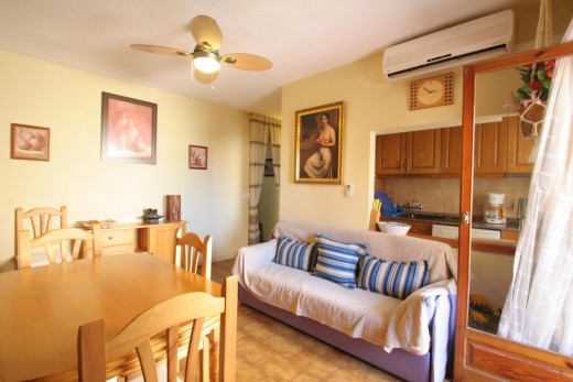 Apartment - Sale - Torrevieja - La Mata