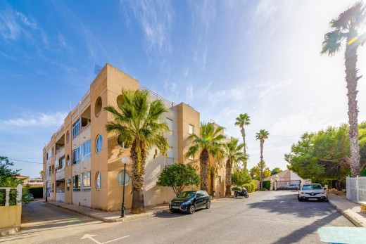 Apartment - Sale - Torrevieja - La Siesta - El Salado - Torreta