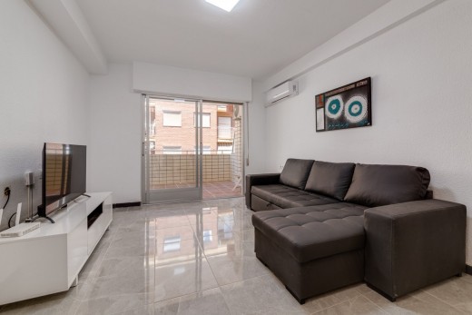 Apartment - Sale - Torrevieja - Playa de los locos