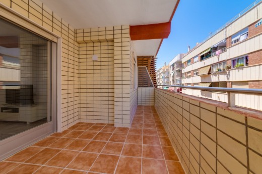 Apartment - Sale - Torrevieja - Playa de los locos