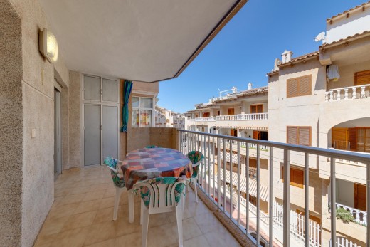 Apartment - Sale - Torrevieja - Playa de los locos