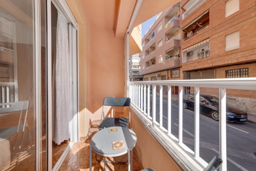 Apartment - Sale - Torrevieja - Playa de los locos