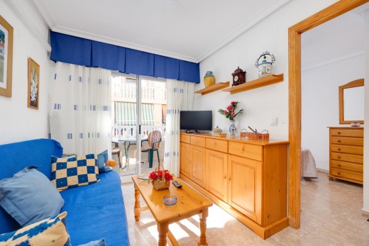 Apartment - Sale - Torrevieja - Playa de los locos