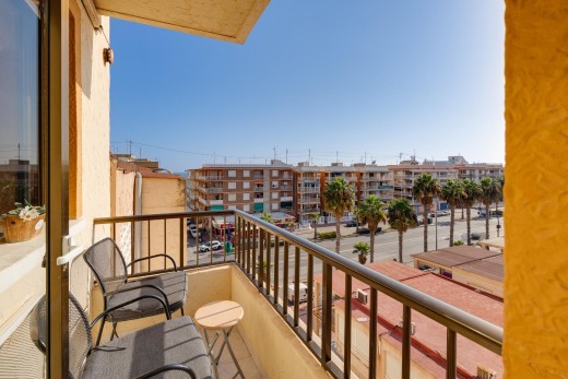 Apartment - Sale - Torrevieja - Playa de los Naufragos