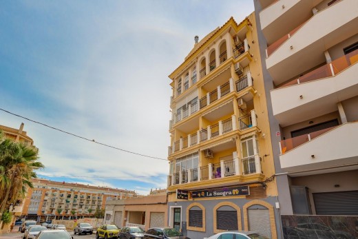Apartment - Sale - Torrevieja - Playa del cura