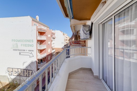 Apartment - Sale - Torrevieja - Playa del cura