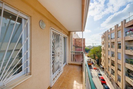Apartment - Sale - Torrevieja - torrevieja