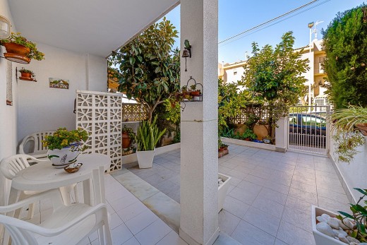 Bungalow Planta Baja - Sale - Torrevieja - Los Frutales