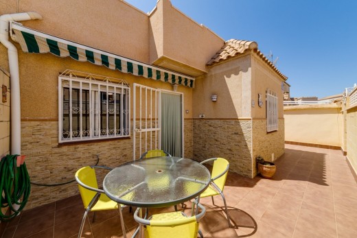 Chalet - Resale - Torrevieja - C2032JN
