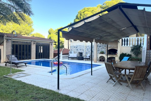 Chalet - Resale - Torrevieja - JJ1258