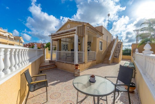 Chalet - Resale - Torrevieja - La Siesta - El Salado - Torreta