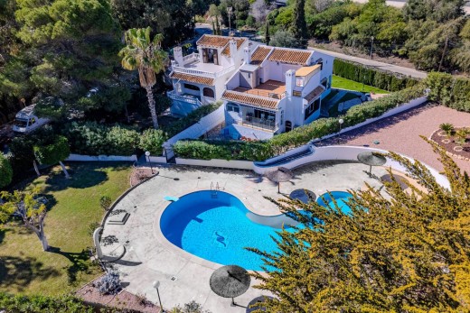 Chalet - Sale - Orihuela Costa - La Zenia