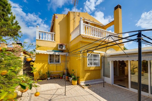 Chalet - Sale - Torrevieja - ref.629-215