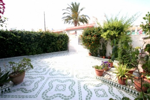 Chalet - Sale - Torrevieja - Torretas