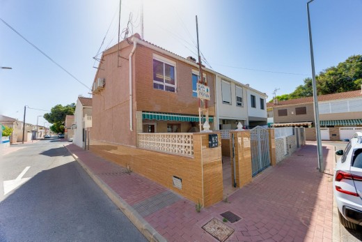 Chalet - Venta - Torrevieja - Playa de los Naufragos