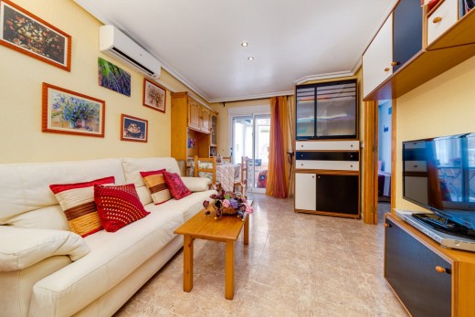 Lägenhet - Resale - Torrevieja - A1206JN