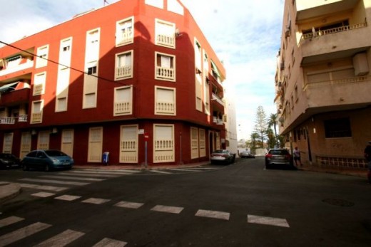 Lägenhet - Resale - Torrevieja - A2326JR