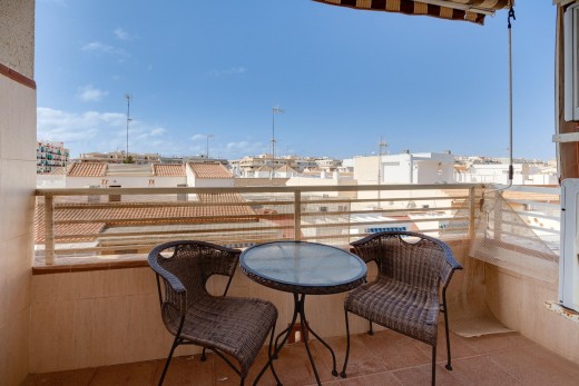 Lägenhet - Resale - Torrevieja - A2711JR