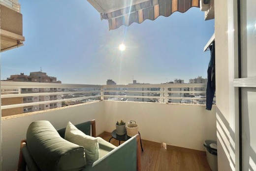 Lägenhet - Resale - Torrevieja - Calas blanca