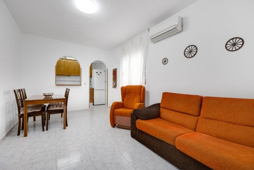 Lägenhet - Resale - Torrevieja - Rosaleda-los frutales