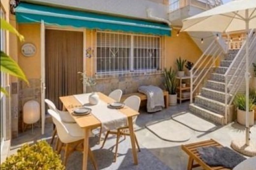Stadthaus - Resale - Torrevieja - C2064AG