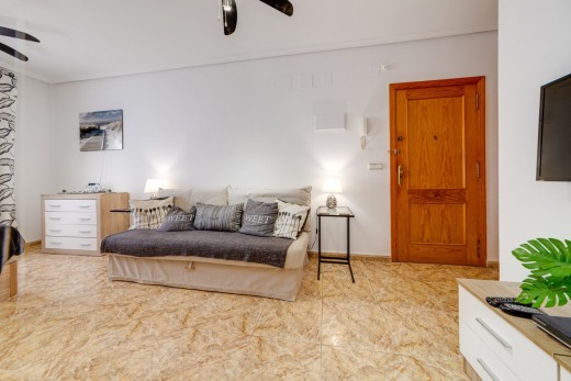 Study - Sale - Torrevieja - Playa de los locos