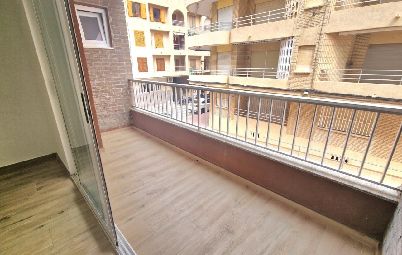 Venta - Apartamento - Torrevieja - La Mata