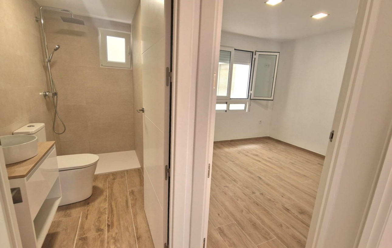 Venta - Apartamento - Torrevieja - La Mata
