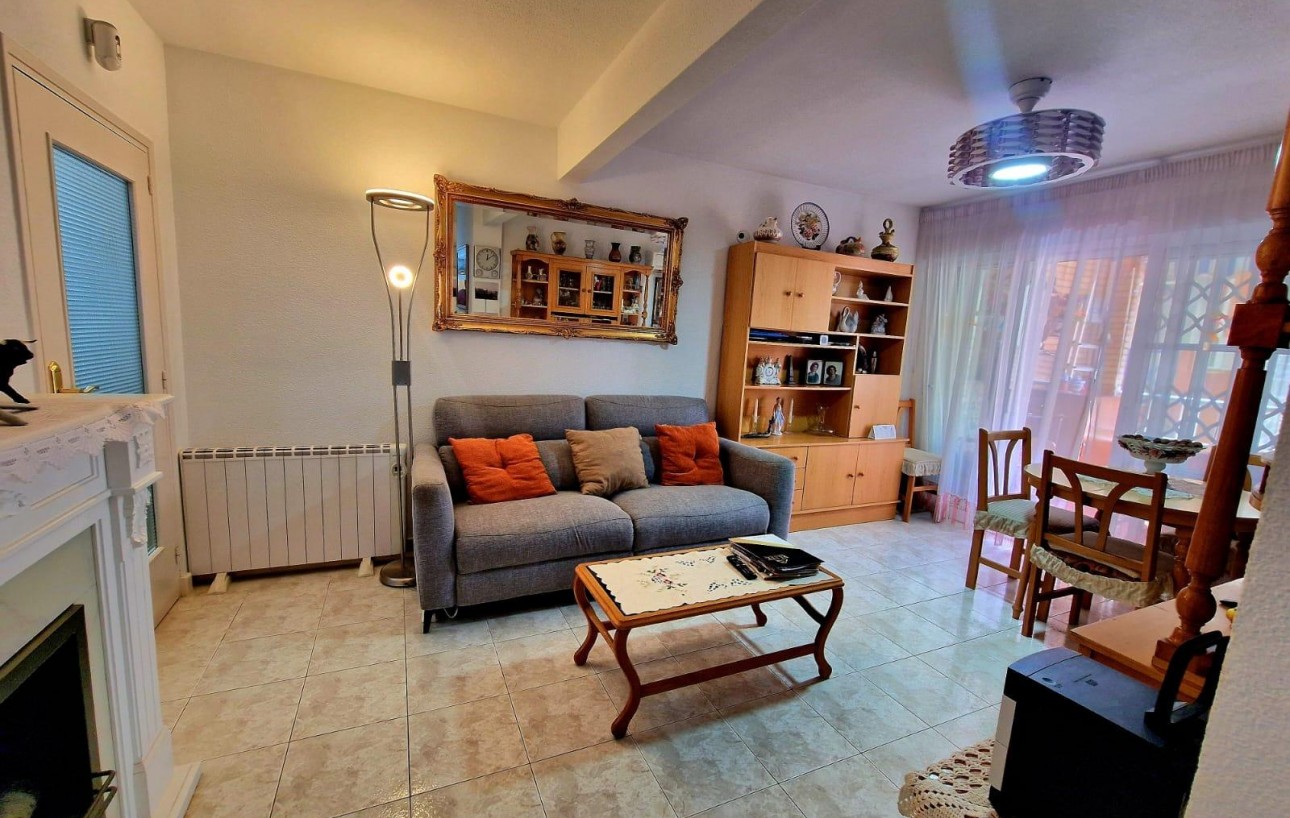 Sale - Apartment - Torrevieja - Playa del cura