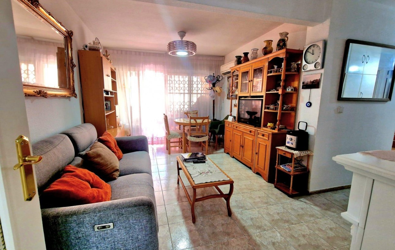 Sale - Apartment - Torrevieja - Playa del cura