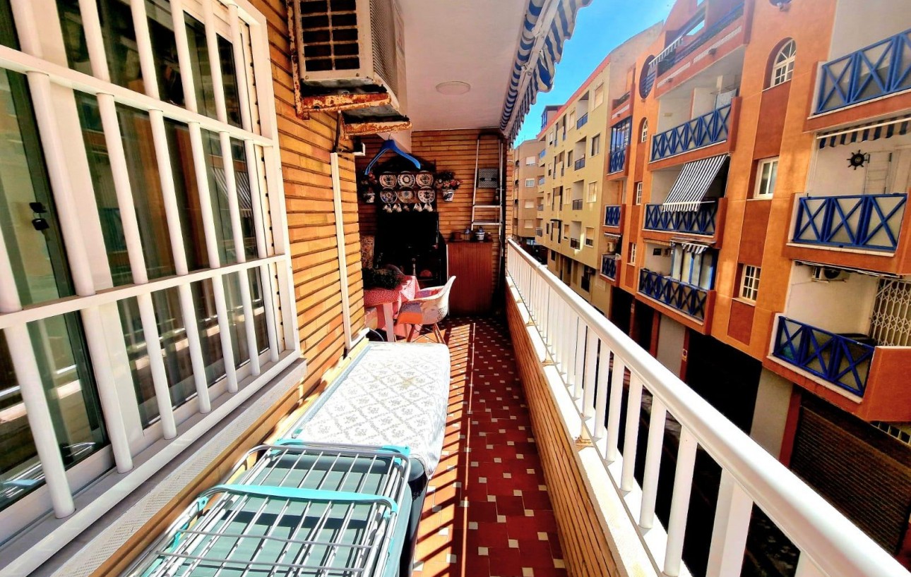 Sale - Apartment - Torrevieja - Playa del cura