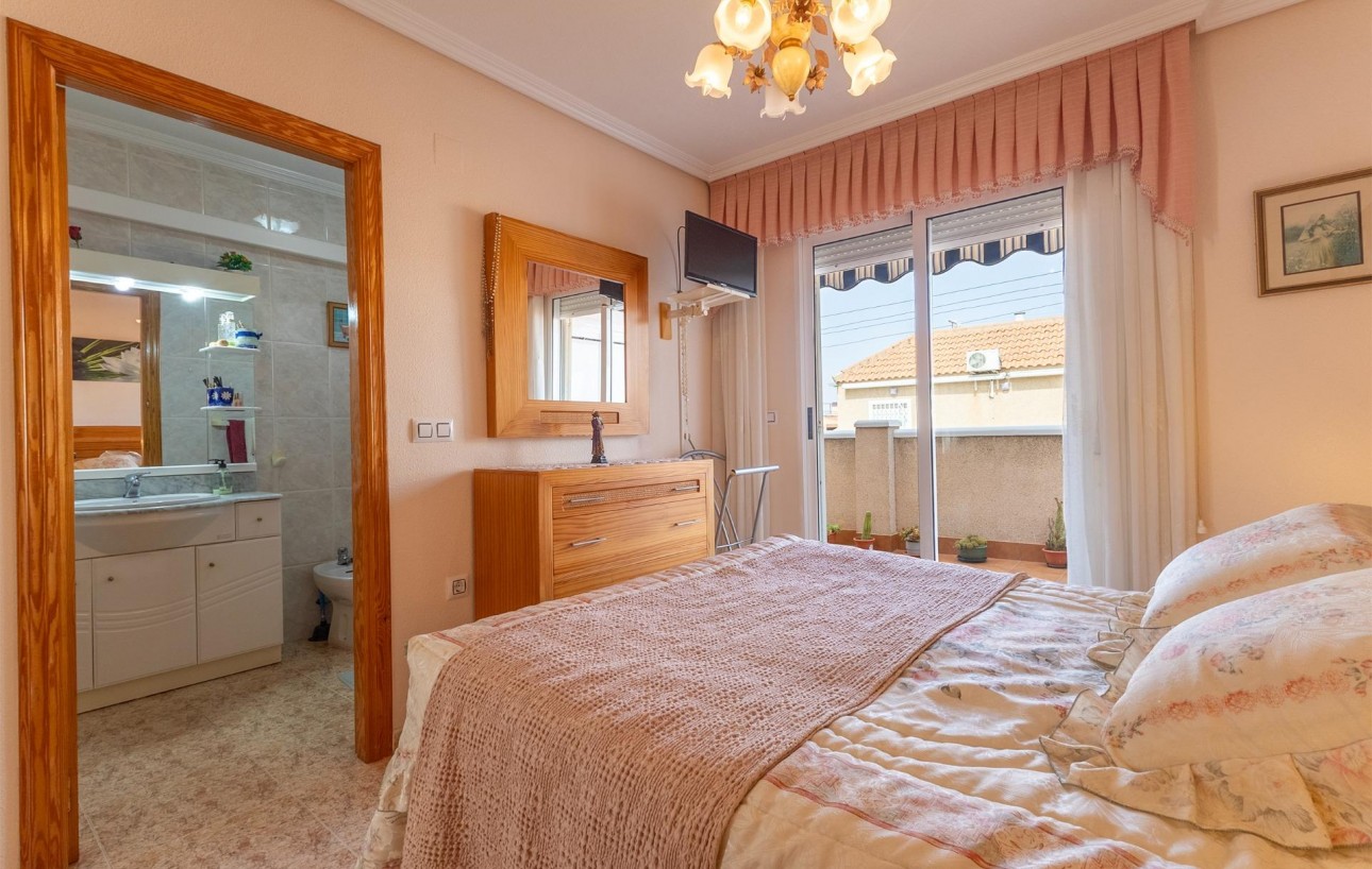 Sale - Penthouse - Torrevieja - Acequion