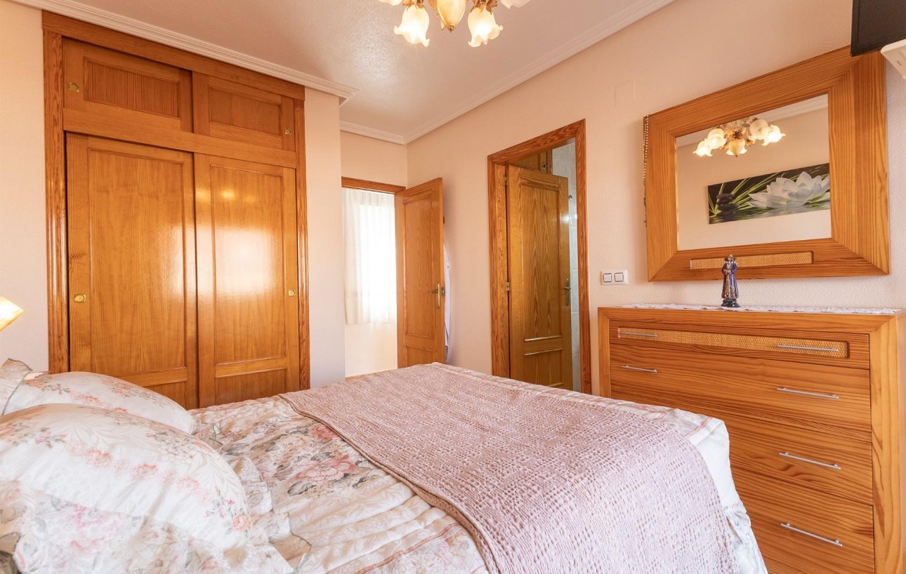 Sale - Penthouse - Torrevieja - Acequion