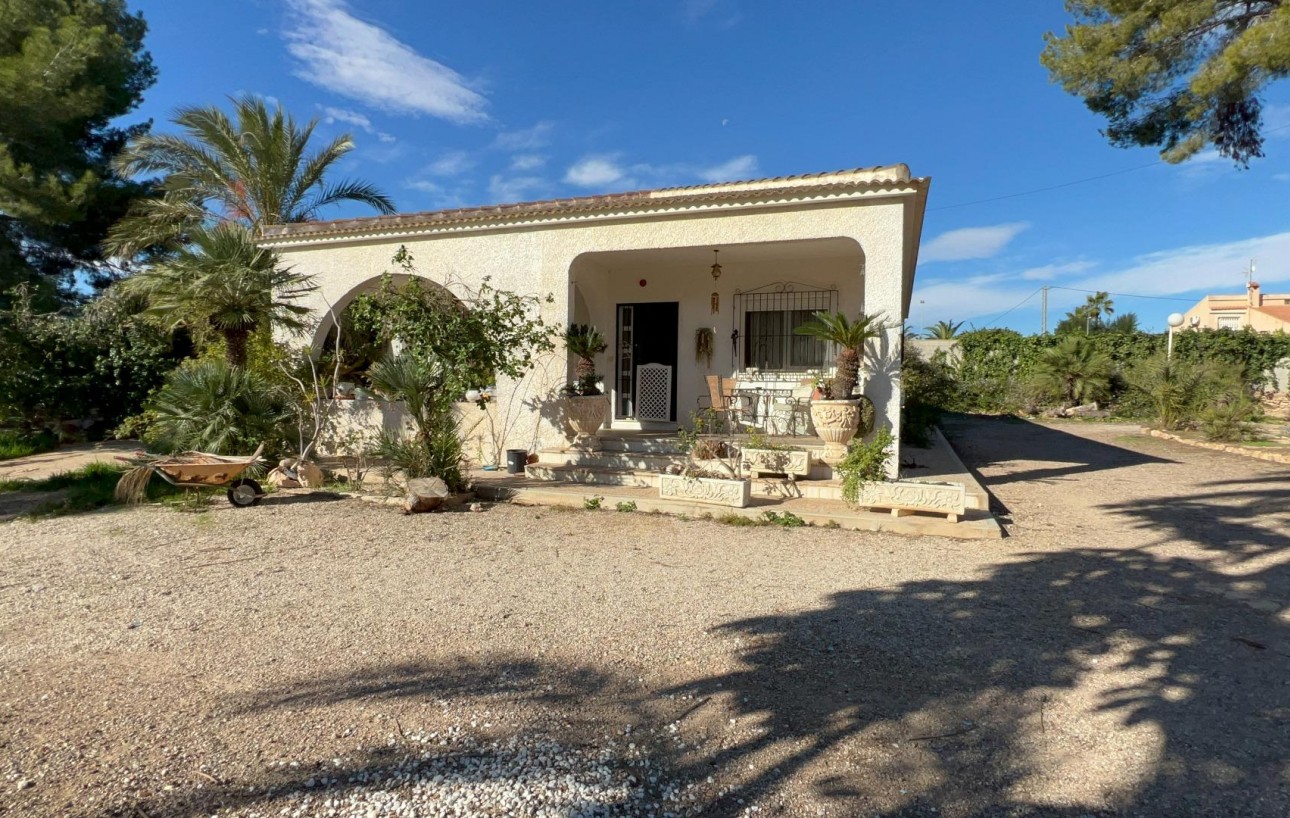 Sale - Chalet - Orihuela Costa - Campoamor