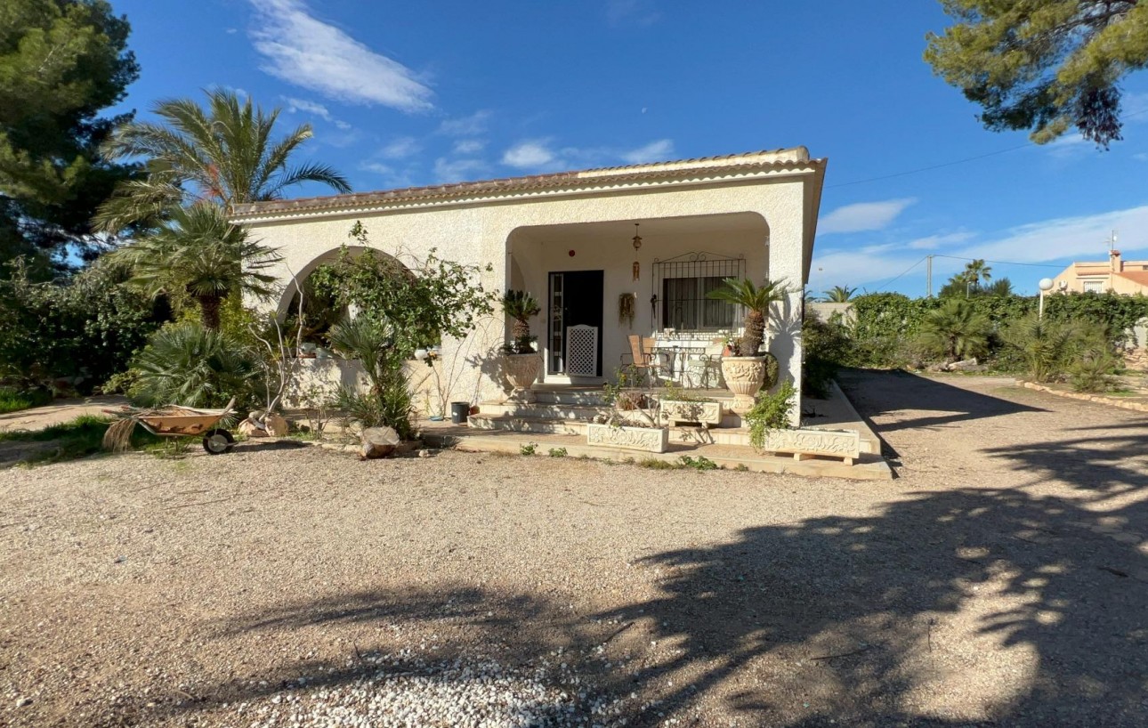 Sale - Chalet - Orihuela Costa - Campoamor
