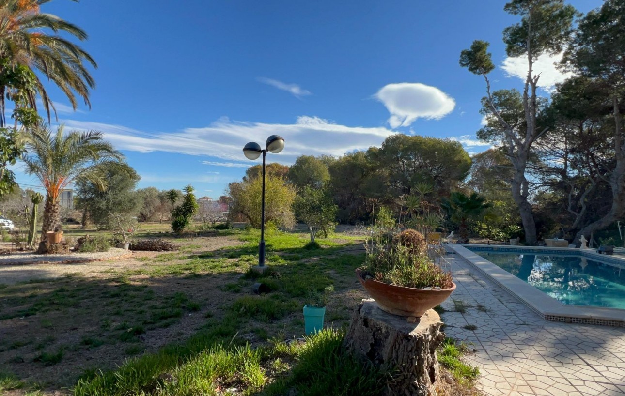 Sale - Chalet - Orihuela Costa - Campoamor