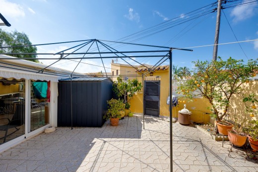 Revente - Chalet - Torrevieja - Aguas Nuevas