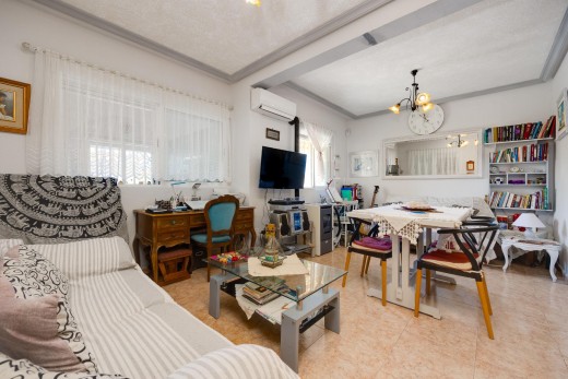 Revente - Chalet - Torrevieja - Aguas Nuevas