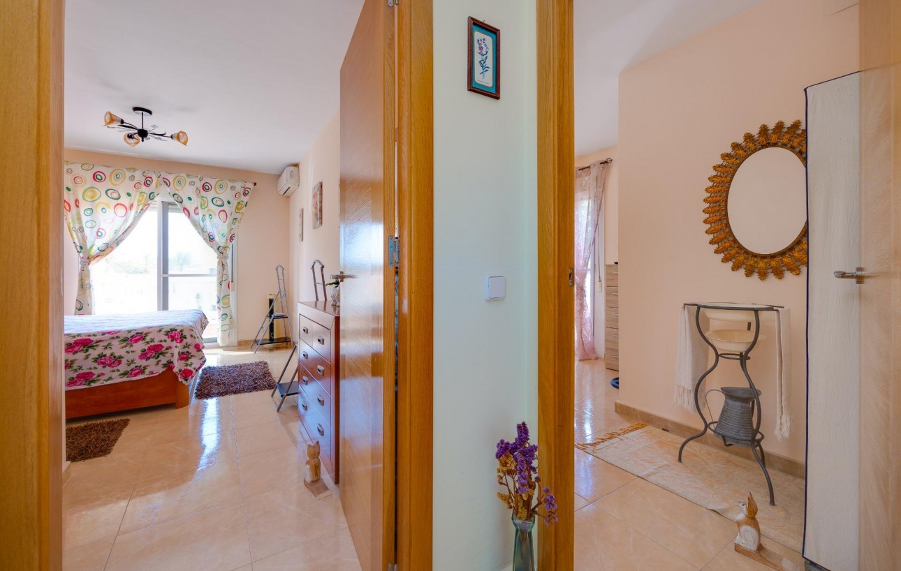 Revente - Chalet - Torrevieja - Aguas Nuevas