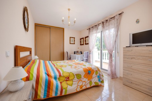 Revente - Chalet - Torrevieja - Aguas Nuevas