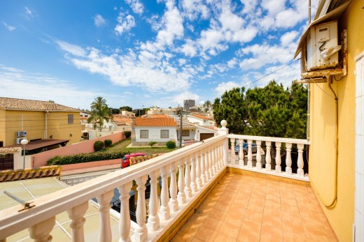 Revente - Chalet - Torrevieja - Aguas Nuevas