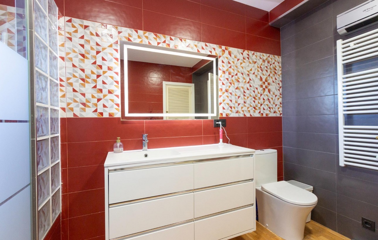 Resale - Villa - Torrevieja - Los balcones