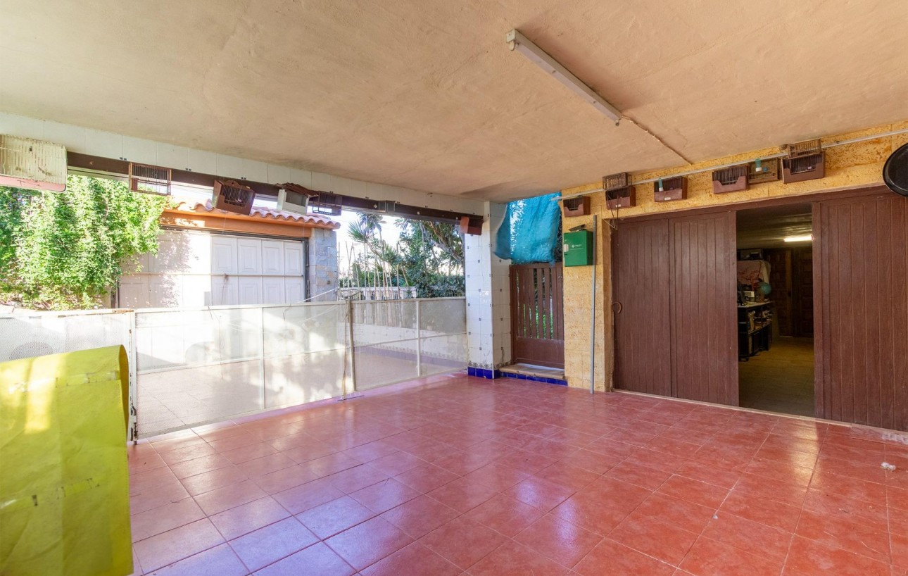 Resale - Villa - Torrevieja - Los balcones